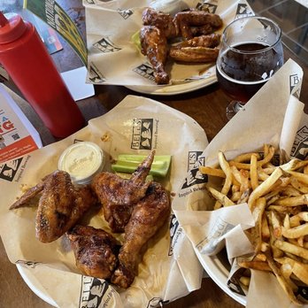 Bell's Eccentric Cafe - Our wings mine are the garlic maple & his were the special of the night Kung Pao. - Music Venues Near Me - Kalamazoo, Michigan Bell's Eccentric Cafe - Our wings mine are the garlic maple & his were the special of the night Kung Pao. - Music Venues Near Me - Kalamazoo, Michigan