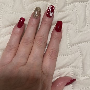 Lush Nail Bar - Gorgeous holiday nails - Nail Salons Near Me - Rockford, Illinois Lush Nail Bar - Gorgeous holiday nails - Nail Salons Near Me - Rockford, Illinois