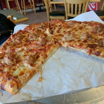 Cerello's Pizza, Wine Cafe - Quality pizza, served perfectly and not greasy! - Pizza Near Me - Tacoma, Washington Cerello's Pizza, Wine Cafe - Quality pizza, served perfectly and not greasy! - Pizza Near Me - Tacoma, Washington