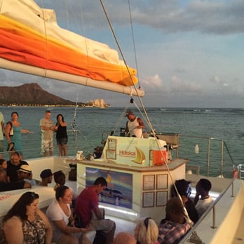 Holokai Catamaran - El Capitan - Boating Near Me - Honolulu, Hawaii