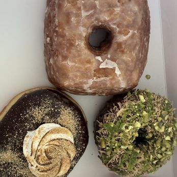 Pinkbox Doughnuts - Dubai chocolate and more - Donuts Near Me - Henderson, Nevada Pinkbox Doughnuts - Dubai chocolate and more - Donuts Near Me - Henderson, Nevada