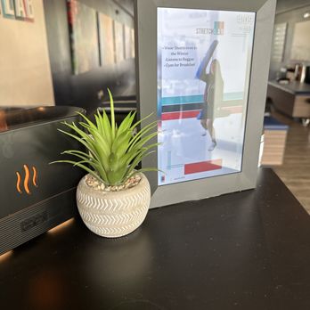 StretchLab - Fitness & Instruction Near Me - Burlingame, California