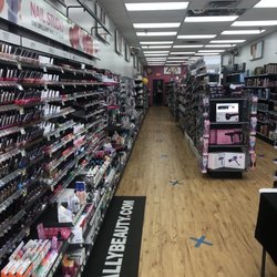 Sally Beauty - Large selection of beauty products