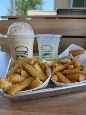 Shake Shack Reeds Crossing by null