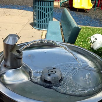 Oak Knoll Park - The water fountains work - Parks Near Me - Clayton, Missouri Oak Knoll Park - The water fountains work - Parks Near Me - Clayton, Missouri