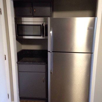 Cornwallis Manor Apartments - New Stainless appliances - Apartments Near Me - Greensboro, North Carolina Cornwallis Manor Apartments - New Stainless appliances - Apartments Near Me - Greensboro, North Carolina