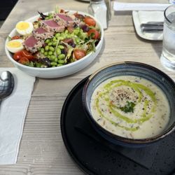 Shaughnessy's Cove Restaurant - Claim Chowder soup and Abi Tuna Salad