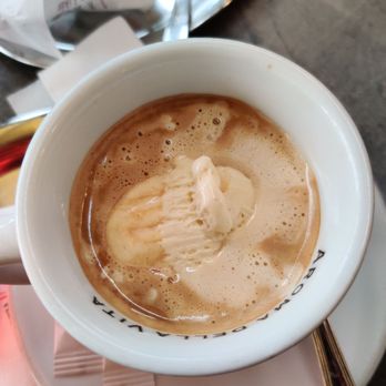 Eissalon am Schwedenplatz - Affogato - Ice Cream & Frozen Yogurt Near Me - Vienna, 9