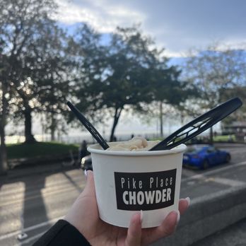 Pike Place Chowder - New England Clam Chowder Warm and heart for the weather. Flavorful 10/10 - Seafood Near Me - Seattle, Washington Pike Place Chowder - New England Clam Chowder Warm and heart for the weather. Flavorful 10/10 - Seafood Near Me - Seattle, Washington