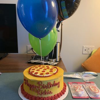 Scotchie's - Pizza cake - Cupcakes Near Me - Orlando, Florida Scotchie's - Pizza cake - Cupcakes Near Me - Orlando, Florida