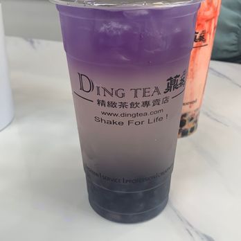 Ding Tea Brandon - Lychee butterfly with blueberry popping pearls. - Bubble Tea Near Me - Brandon, Florida