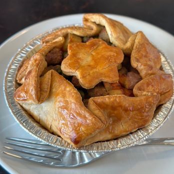 Sweet Coco G - Macadam - Beef curry pie - Coffee & Tea Near Me - Portland, Oregon Sweet Coco G - Macadam - Beef curry pie - Coffee & Tea Near Me - Portland, Oregon
