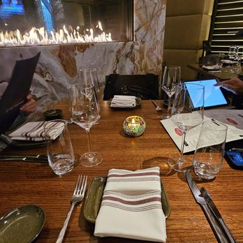 Stetsons Modern Steak + Sushi - Sushi Bars Near Me - Chicago, Illinois