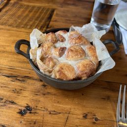 Monkey bread cinnamon rolls Monkey bread cinnamon rolls