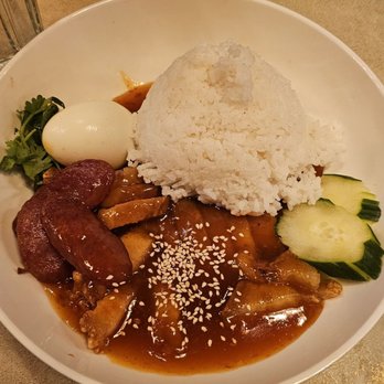 Zabb PuTawn - Fried pork belly. - Thai Near Me - New York, New York Zabb PuTawn - Fried pork belly. - Thai Near Me - New York, New York