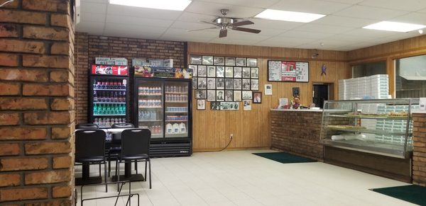 Southern Maid Donuts by null