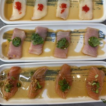 STR Sushi Taku Rotary - Carpaccio - Conveyor Belt Sushi Near Me - Chicago, Illinois STR Sushi Taku Rotary - Carpaccio - Conveyor Belt Sushi Near Me - Chicago, Illinois