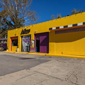 La Zoom - Party Bus Rentals Near Me - Asheville, North Carolina