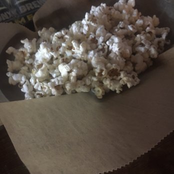 Bronx Alehouse - Popcorn is served as soon as you walk in an sit whether at the bar or a table - American Near Me - Bronx, New York