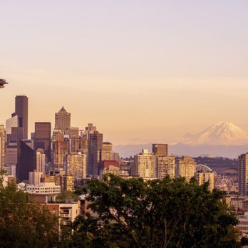 Kerry Park - sunset at kerry park - Parks Near Me - Seattle, Washington