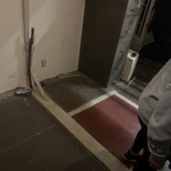 Natchez Ghost Tour - Dropped floor of the hanging cell