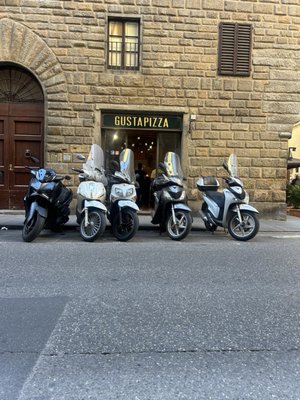 Gustapizza by null
