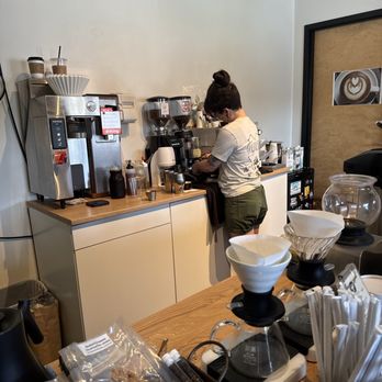 Vignette Coffee - Morning Grind - Coffee Roasteries Near Me - Greensboro, North Carolina Vignette Coffee - Morning Grind - Coffee Roasteries Near Me - Greensboro, North Carolina