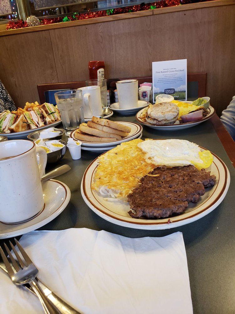 GARAGE BAR & GRILLE 60 Photos & 131 Reviews 1101 W 4th Plain Blvd