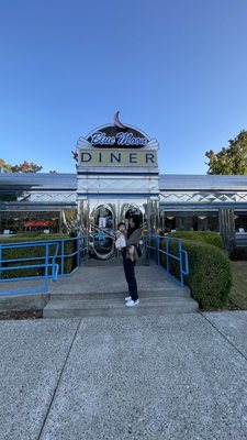 Blue Moon Diner by null