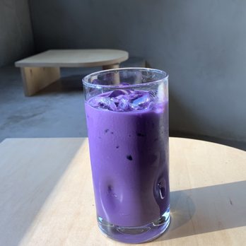 Laveta - UBE latte - Coffee & Tea Near Me - Los Angeles, California Laveta - UBE latte - Coffee & Tea Near Me - Los Angeles, California