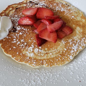 @ The Diner - Strawberry pancake - Breakfast & Brunch Near Me - Orlando, Florida @ The Diner - Strawberry pancake - Breakfast & Brunch Near Me - Orlando, Florida