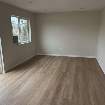 Flooring 101 - Goleta - Living room with Oceanside Rincon installed - Flooring Near Me - Goleta, California Flooring 101 - Goleta - Living room with Oceanside Rincon installed - Flooring Near Me - Goleta, California