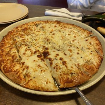 Milanos Pizza - Cheesy garlic bread-medium. Best I've had anywhere,....EVER. - Pizza Near Me - Royse City, Texas