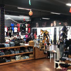 Cr8tive Outfitters - Inside the store