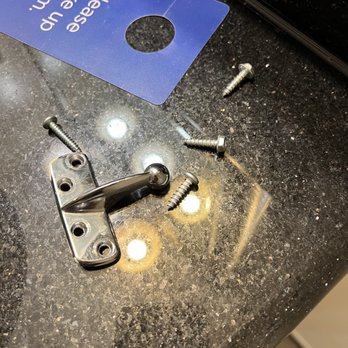 SureStay Hotel by Best Western Tehachapi - Broken "security" latch. - Hotels Near Me - Tehachapi, California SureStay Hotel by Best Western Tehachapi - Broken "security" latch. - Hotels Near Me - Tehachapi, California