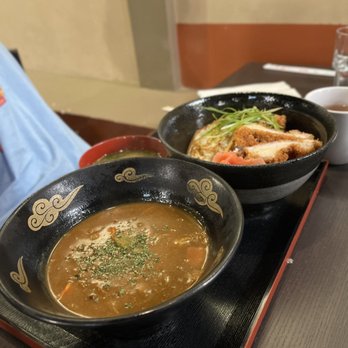 Yojimbo Sushi - Chicken Katsu Curry - Sushi Bars Near Me - Alameda, California Yojimbo Sushi - Chicken Katsu Curry - Sushi Bars Near Me - Alameda, California
