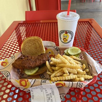 Dave's Hot Chicken - Dave's #4 1 Slider with Fries - Chicken Shop Near Me - Altamonte Springs, Florida Dave's Hot Chicken - Dave's #4 1 Slider with Fries - Chicken Shop Near Me - Altamonte Springs, Florida