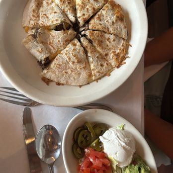 Lauriol Plaza - Beef Quesadilla just steak & cheese with fixings on the side - Mexican Near Me - Washington, DC, District of Columbia