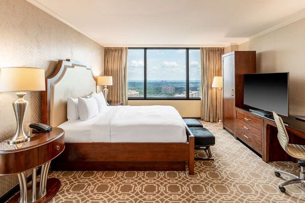 Hilton Alexandria Mark Center by null