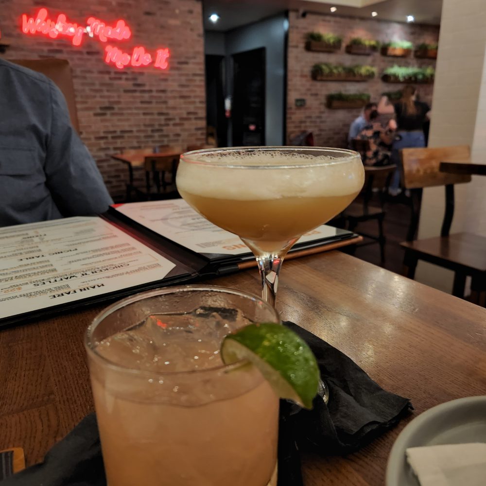 Batch Local Kitchen - Cocktail Bars Near Me - West Palm Beach, Florida