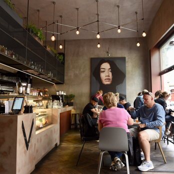 Venue - indoor dining area - Bars Near Me - Prague, Puerto Rico