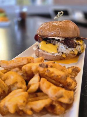 Da Burger Wing Hub by null