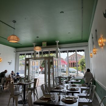 Zitouna - Inside - Mediterranean Near Me - San Francisco, California Zitouna - Inside - Mediterranean Near Me - San Francisco, California