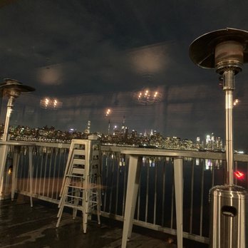Pier 115 - Patio area - Sports Bars Near Me - Edgewater, New Jersey Pier 115 - Patio area - Sports Bars Near Me - Edgewater, New Jersey