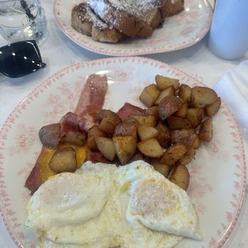 Dear Dad’s - French Toast, over easy eggs, turkey bacon and potatoes - Mexican Near Me - Greensboro, North Carolina Dear Dad’s - French Toast, over easy eggs, turkey bacon and potatoes - Mexican Near Me - Greensboro, North Carolina