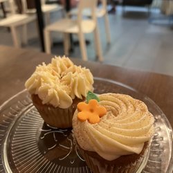 Les Glaceurs - Nice cupcakes with not too sweet frosting