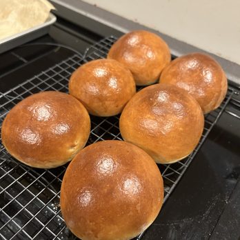 Robo Dough - Robo Dough's Brioche Buns - Caterers Near Me Robo Dough - Robo Dough's Brioche Buns - Caterers Near Me