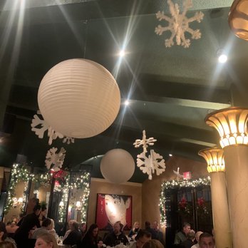 Mon Jin Lau - Interior during the Holidays - Asian Fusion Near Me - Troy, Michigan