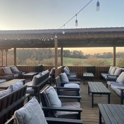 Pabellas Winery & Vineyard - Another view of outdoor seating