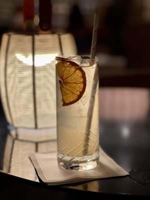 Botero Lounge by null